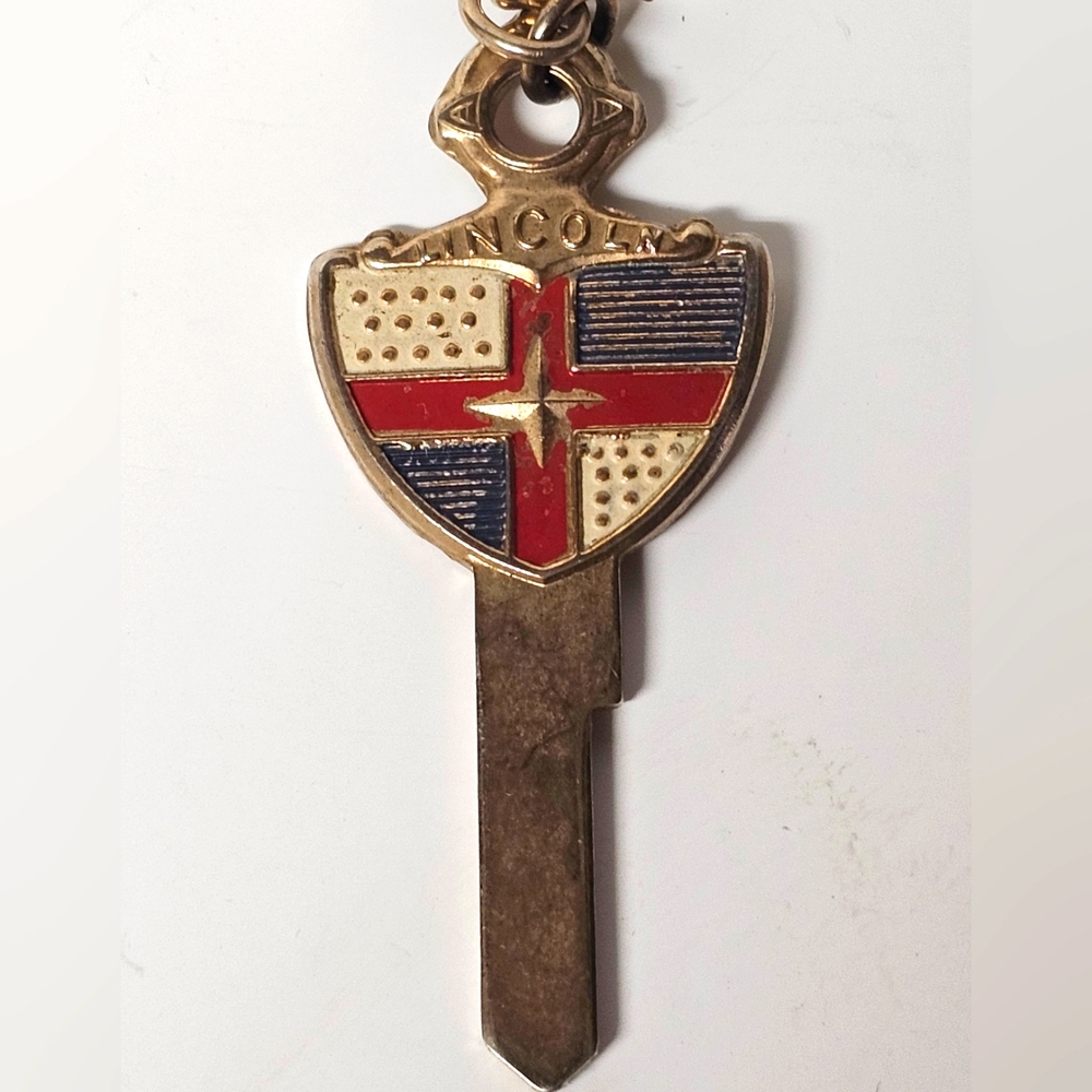 Vintage Lincoln 1950's Coat of Arms Blank Key